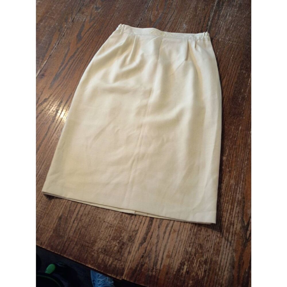 Vintage Size 8 Emily Yellow Lined Rear Zip Bead Embellished Pleated Knee Skirt